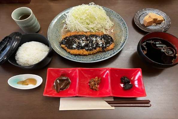 八丁味噌の味噌かつ御膳